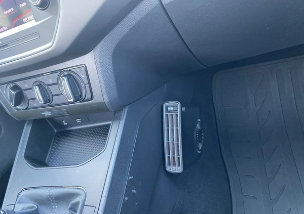 Seat Ibiza cena 56457 przebieg: 15610, rok produkcji 2019 z Rydułtowy małe 596